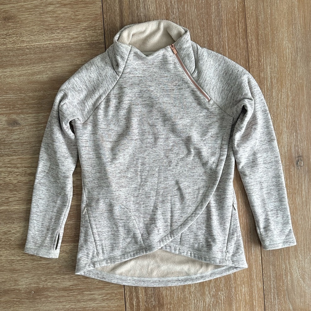 Athleta Women’s Cozy Karma Sweatshirt